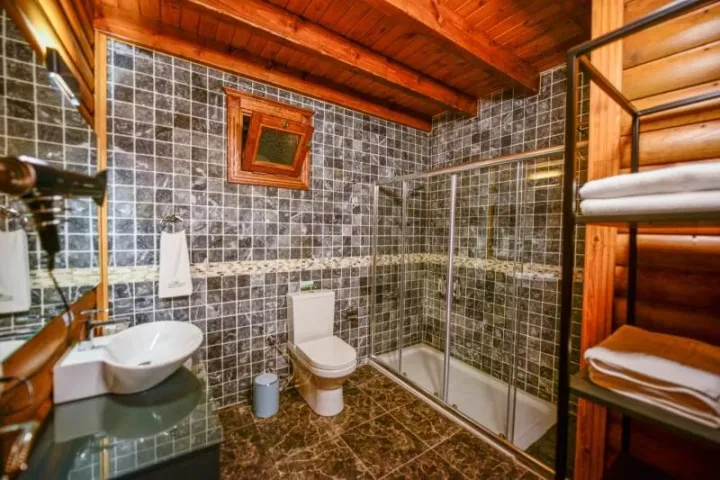 Family Suite, Dağ Manzaralı, Şömineli ve Balkonlu