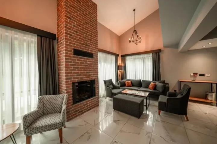 3+1 Family Suite, Bahçe Manzaralı, Isıtmalı Özel Havuzlu
